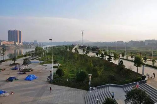 形象標(biāo)桿丨新化高陽(yáng)陶瓷專(zhuān)賣(mài)店